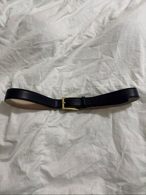 AUREUM Black Leather Belt with Gold Buckle